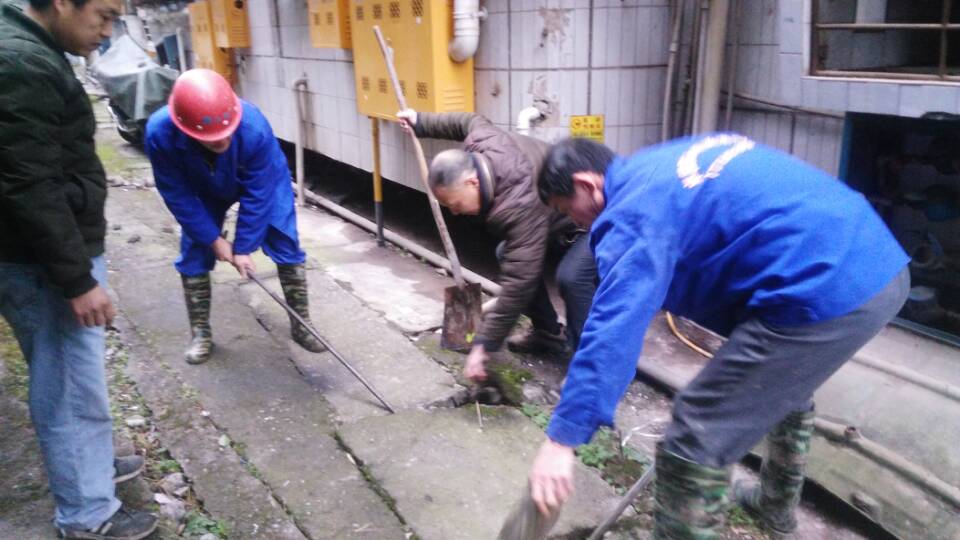 新泰清掏化粪池、管道疏通一站式服务<高效><技术><可靠>